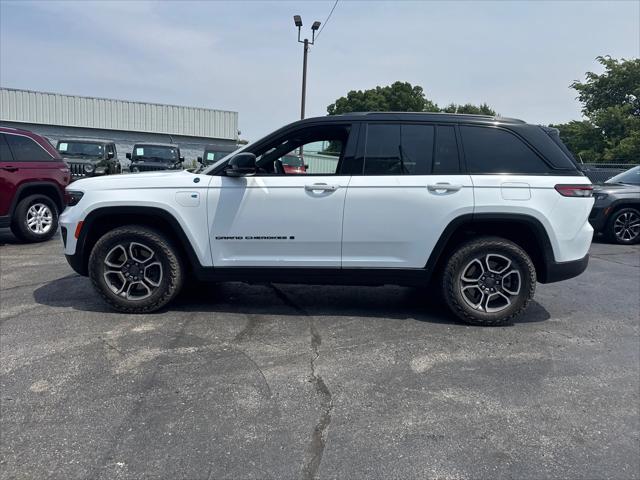 2022 Jeep Grand Cherokee 4xe Trailhawk 4x4