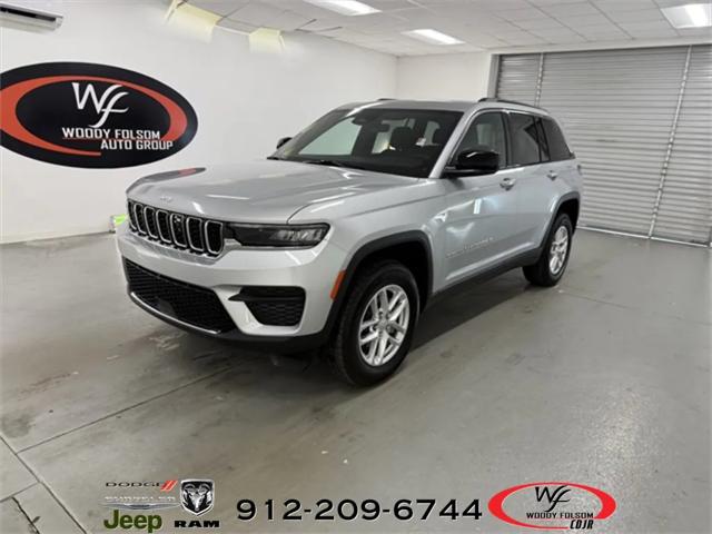 2025 Jeep Grand Cherokee GRAND CHEROKEE LAREDO X 4X2