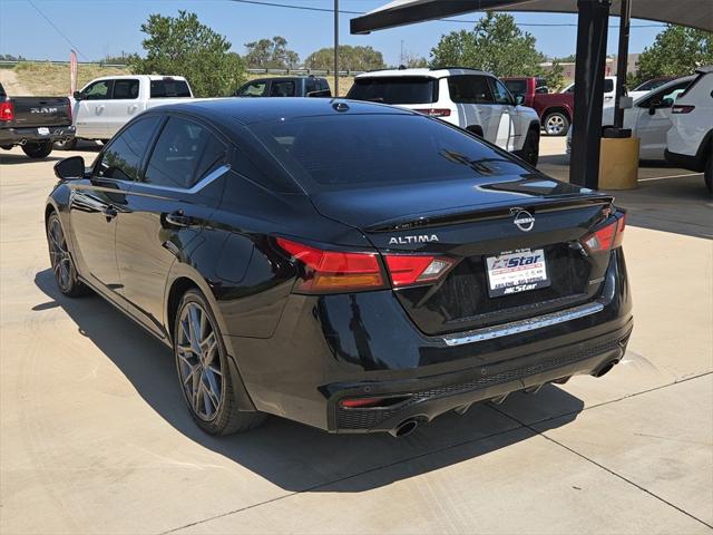 2023 Nissan Altima SR VC-Turbo FWD
