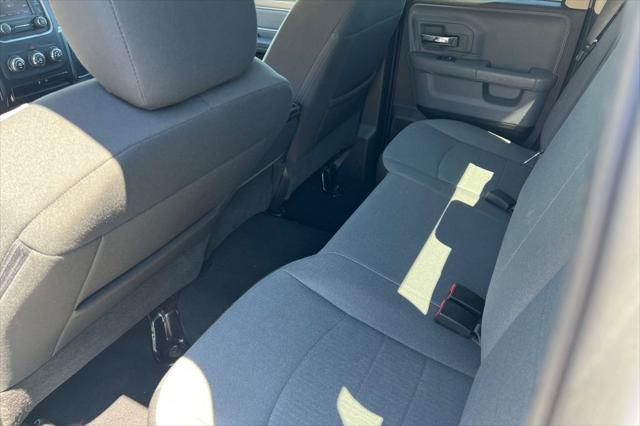 2024 Ram 1500 Classic SLT Quad Cab 4x2 6'4" Box
