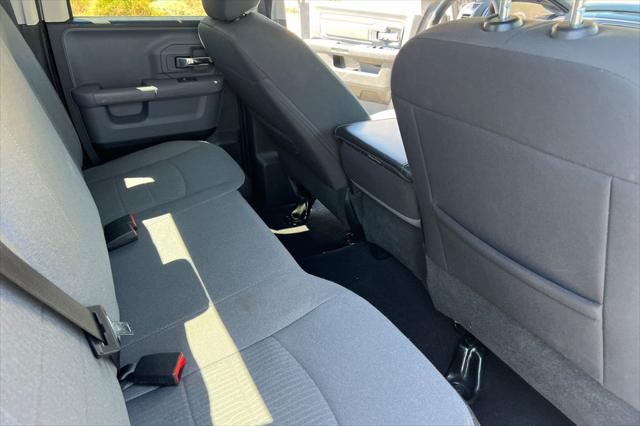 2024 Ram 1500 Classic SLT Quad Cab 4x2 6'4" Box