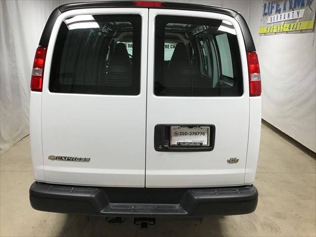 2025 Chevrolet Express Cargo Van RWD 2500 Regular Wheelbase WT