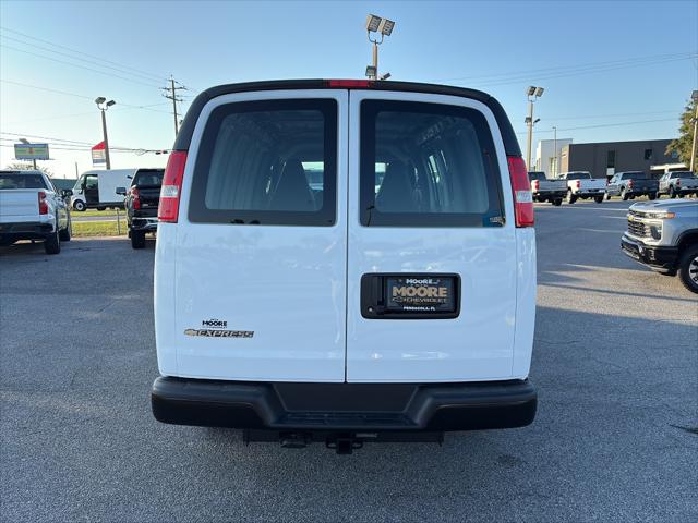 2025 Chevrolet Express Cargo Van RWD 2500 Regular Wheelbase WT