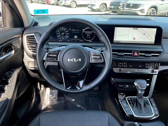 2025 Kia Seltos EX