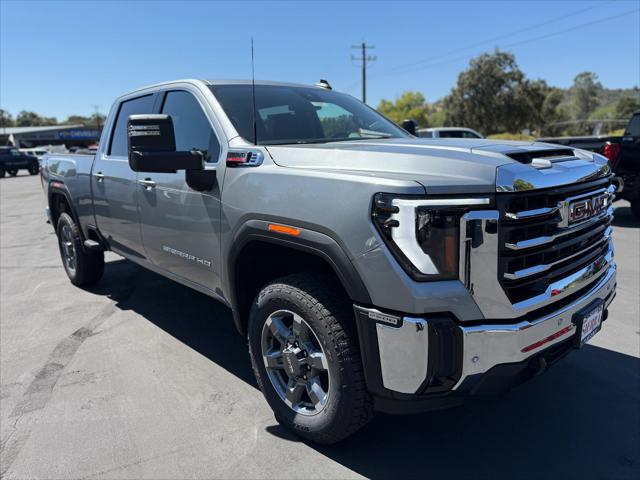 2025 GMC Sierra 2500HD 4WD Crew Cab Standard Bed SLE
