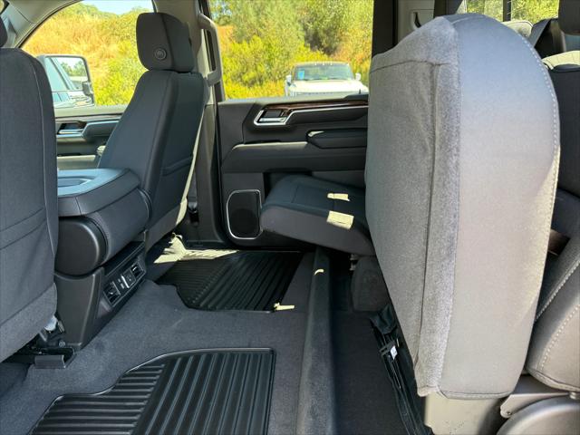 2025 GMC Sierra 2500HD 4WD Crew Cab Standard Bed SLE