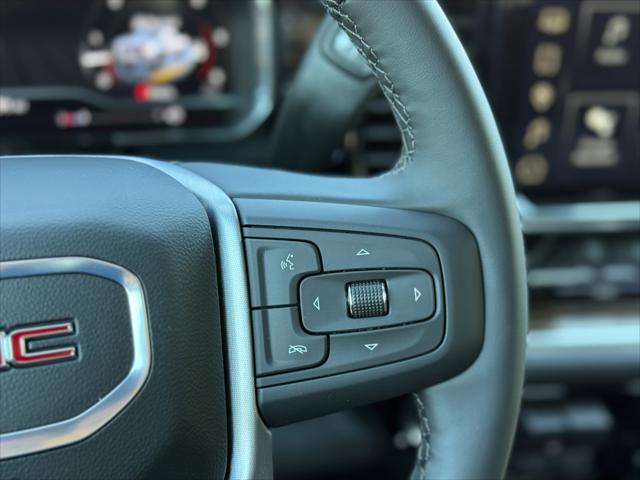 2025 GMC Sierra 2500HD 4WD Crew Cab Standard Bed SLE