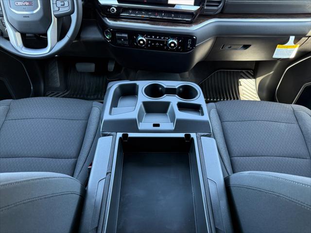 2025 GMC Sierra 2500HD 4WD Crew Cab Standard Bed SLE