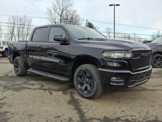 2026 RAM Ram 1500 RAM 1500 EXPRESS CREW CAB 4X4 57 BOX