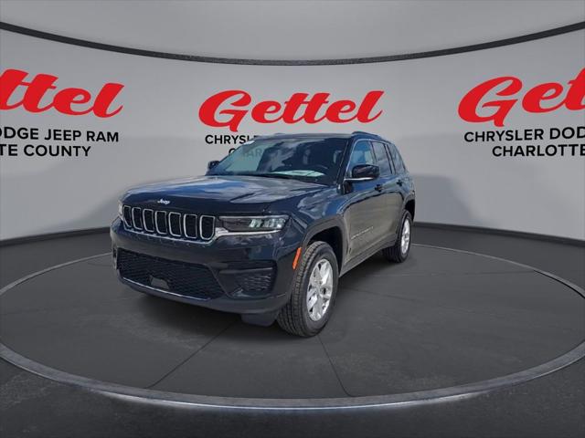 2025 Jeep Grand Cherokee GRAND CHEROKEE LAREDO X 4X4 2025 Jeep Grand Cherokee GRAND CHEROKEE LAREDO X 4X4