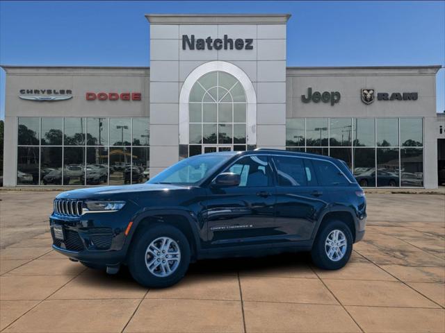 2025 Jeep Grand Cherokee GRAND CHEROKEE LAREDO 4X2 2025 Jeep Grand Cherokee GRAND CHEROKEE LAREDO 4X2