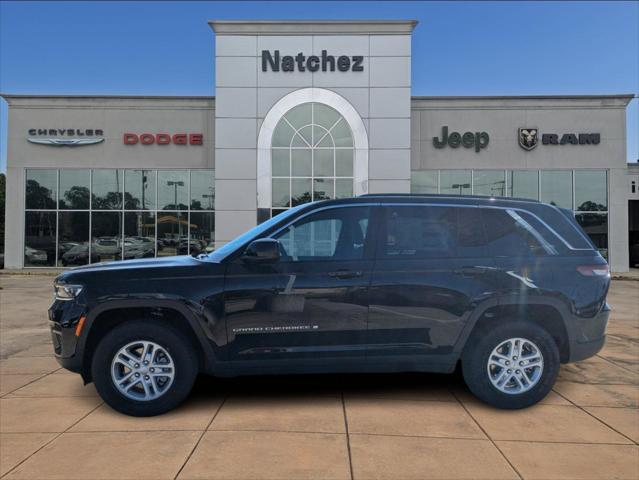 2025 Jeep Grand Cherokee GRAND CHEROKEE LAREDO 4X2 2025 Jeep Grand Cherokee GRAND CHEROKEE LAREDO 4X2