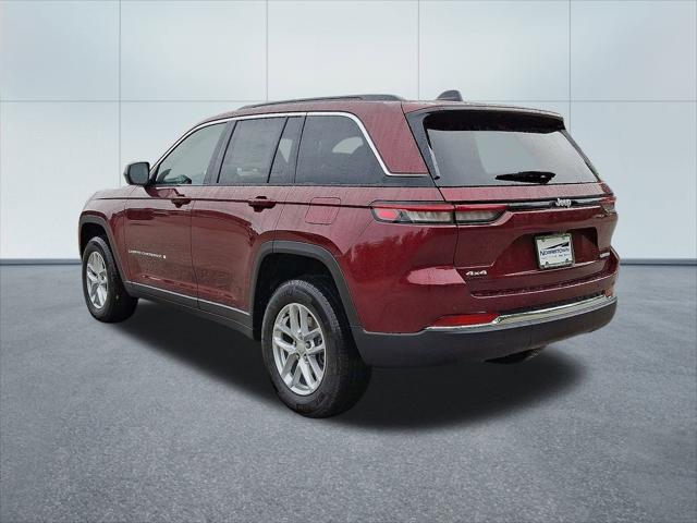 2025 Jeep Grand Cherokee GRAND CHEROKEE LAREDO X 4X4 2025 Jeep Grand Cherokee GRAND CHEROKEE LAREDO X 4X4