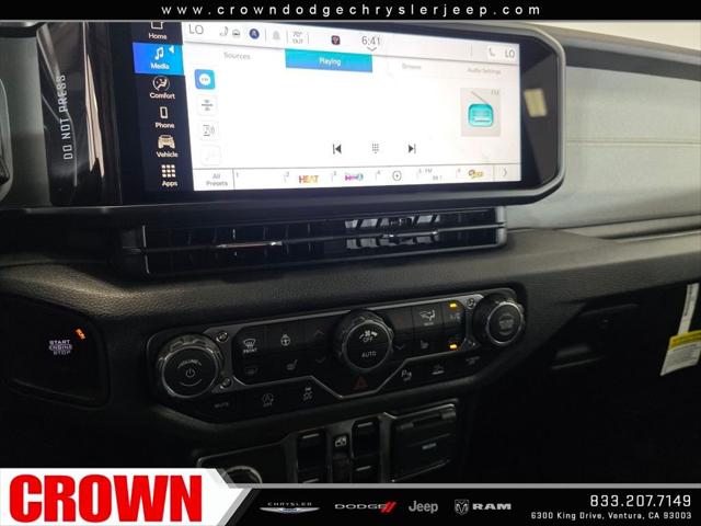 2025 Jeep Wrangler 4-Door Summit 4x4