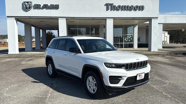 2025 Jeep Grand Cherokee GRAND CHEROKEE LAREDO 4X4