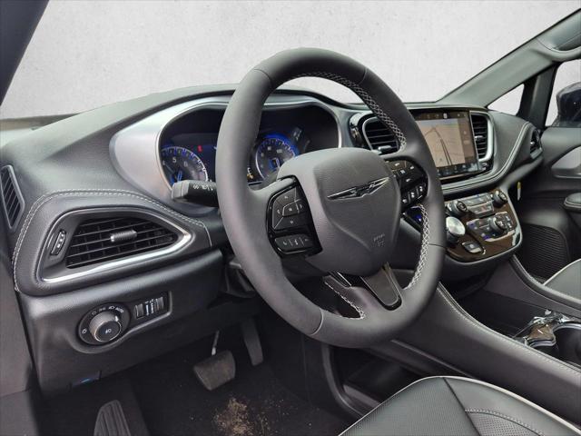 2026 Chrysler Pacifica Limited AWD