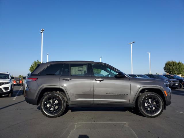 2025 Jeep Grand Cherokee GRAND CHEROKEE ALTITUDE X 4X4 2025 Jeep Grand Cherokee GRAND CHEROKEE ALTITUDE X 4X4