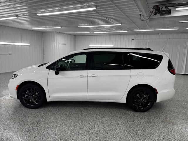 2026 Chrysler Pacifica PACIFICA LIMITED AWD 2026 Chrysler Pacifica PACIFICA LIMITED AWD