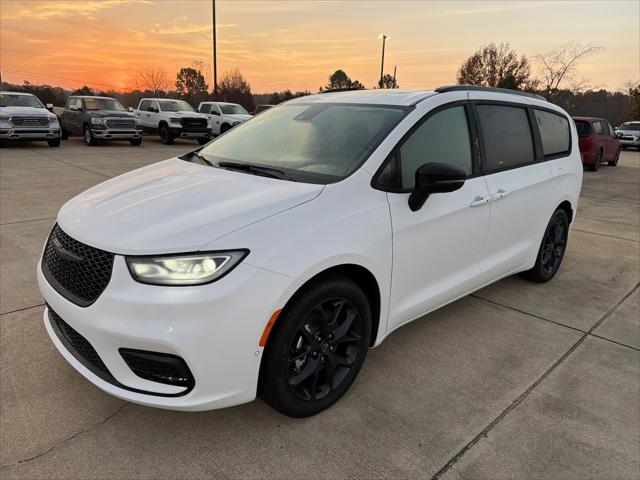 2026 Chrysler Pacifica PACIFICA LIMITED