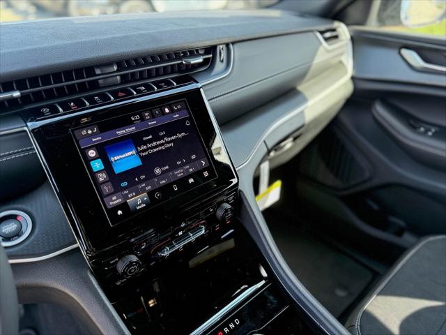 2025 Jeep Grand Cherokee GRAND CHEROKEE ALTITUDE X 4X2