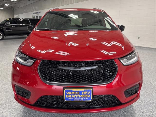 2026 Chrysler Pacifica PACIFICA LIMITED