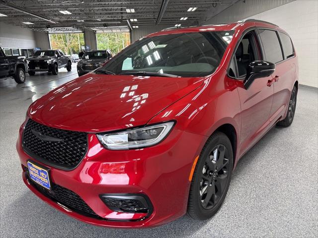 2026 Chrysler Pacifica PACIFICA LIMITED