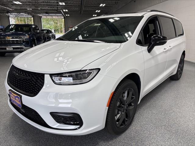 2026 Chrysler Pacifica PACIFICA LIMITED AWD 2026 Chrysler Pacifica PACIFICA LIMITED AWD