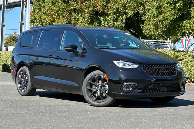 2026 Chrysler Pacifica PACIFICA LIMITED