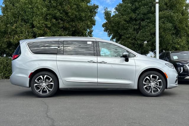 2026 Chrysler Pacifica PACIFICA PINNACLE AWD