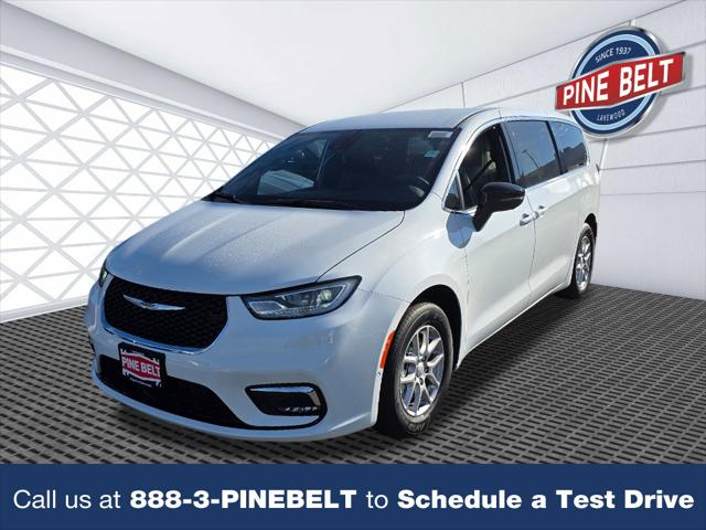 2026 Chrysler Pacifica PACIFICA SELECT