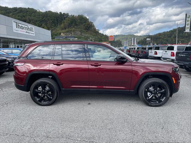 2025 Jeep Grand Cherokee GRAND CHEROKEE ALTITUDE X 4X4 2025 Jeep Grand Cherokee GRAND CHEROKEE ALTITUDE X 4X4