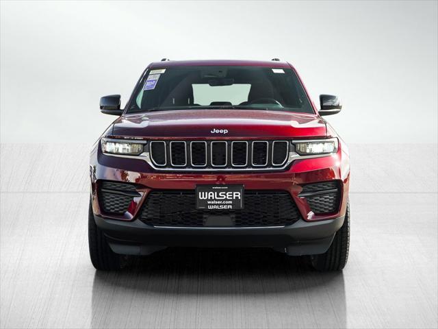 2025 Jeep Grand Cherokee GRAND CHEROKEE LAREDO 4X4 2025 Jeep Grand Cherokee GRAND CHEROKEE LAREDO 4X4