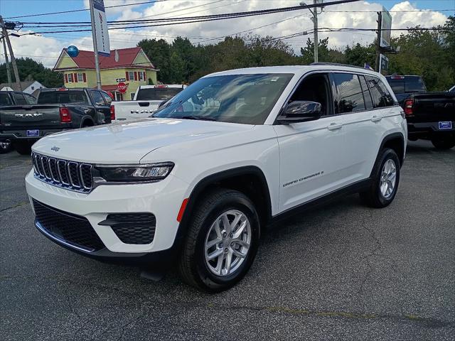 2025 Jeep Grand Cherokee GRAND CHEROKEE LAREDO X 4X4
