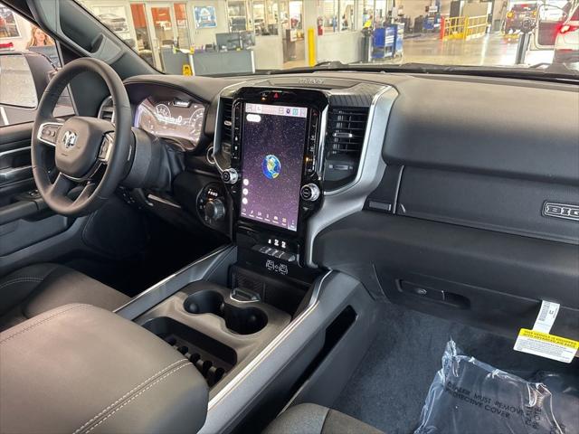 2026 Ram 1500 Big Horn Crew Cab 4x4 5'7" Box