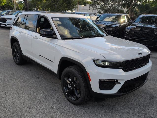 2025 Jeep Grand Cherokee GRAND CHEROKEE LIMITED 4X4 2025 Jeep Grand Cherokee GRAND CHEROKEE LIMITED 4X4