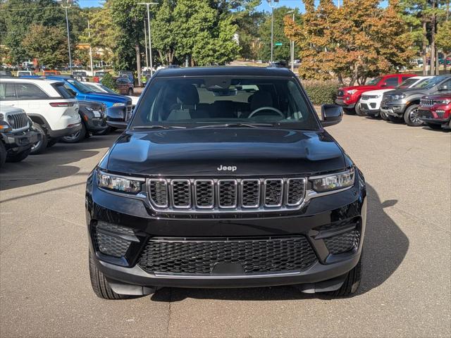 2025 Jeep Grand Cherokee GRAND CHEROKEE LAREDO X 4X4