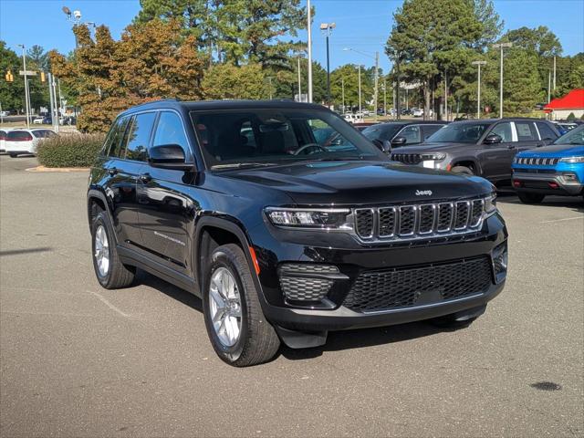 2025 Jeep Grand Cherokee GRAND CHEROKEE LAREDO X 4X4