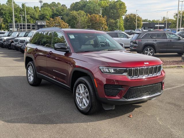 2025 Jeep Grand Cherokee GRAND CHEROKEE LAREDO X 4X4