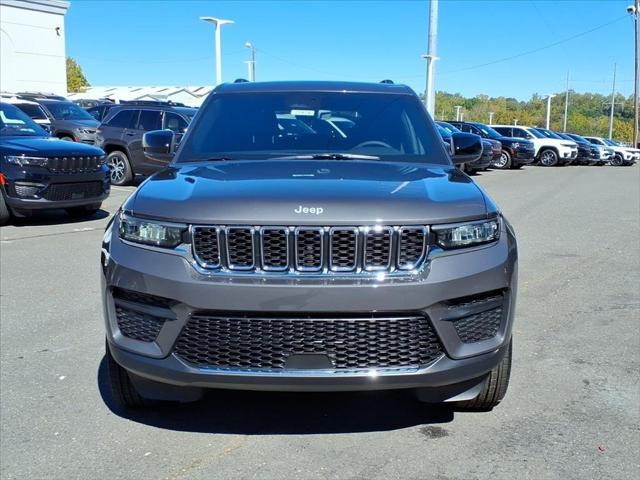 2025 Jeep Grand Cherokee GRAND CHEROKEE LAREDO X 4X4 2025 Jeep Grand Cherokee GRAND CHEROKEE LAREDO X 4X4