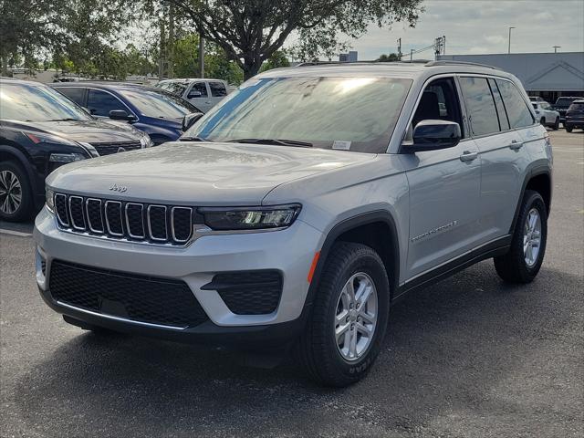 2025 Jeep Grand Cherokee GRAND CHEROKEE LAREDO 4X4 2025 Jeep Grand Cherokee GRAND CHEROKEE LAREDO 4X4