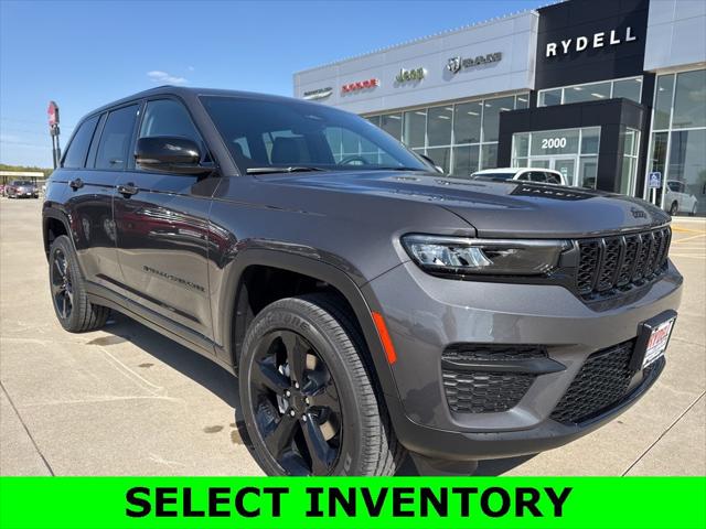 2025 Jeep Grand Cherokee GRAND CHEROKEE ALTITUDE 4X4