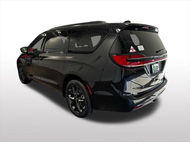 2026 Chrysler Pacifica PACIFICA LIMITED AWD