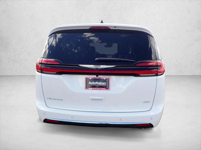 2026 Chrysler Pacifica PACIFICA SELECT AWD