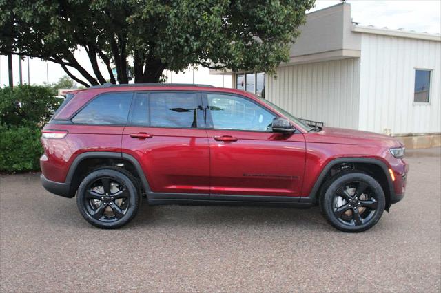 2025 Jeep Grand Cherokee GRAND CHEROKEE LIMITED 4X4 2025 Jeep Grand Cherokee GRAND CHEROKEE LIMITED 4X4