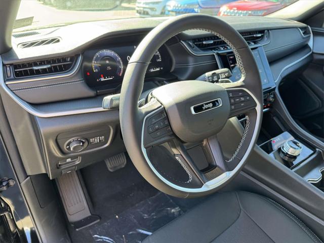 2025 Jeep Grand Cherokee GRAND CHEROKEE LAREDO X 4X4 2025 Jeep Grand Cherokee GRAND CHEROKEE LAREDO X 4X4