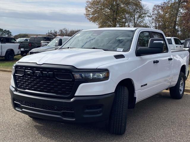 2026 RAM Ram 1500 RAM 1500 TRADESMAN CREW CAB 4X2 64 BOX