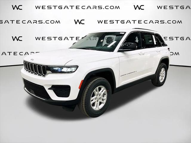 2025 Jeep Grand Cherokee GRAND CHEROKEE LAREDO 4X4