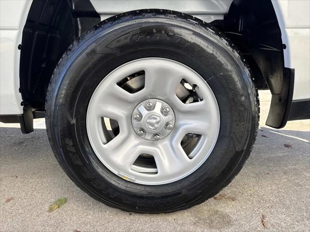 2025 RAM Ram 1500 RAM 1500 TRADESMAN CREW CAB 4X2 57 BOX