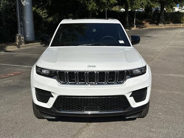 2025 Jeep Grand Cherokee GRAND CHEROKEE LAREDO X 4X2