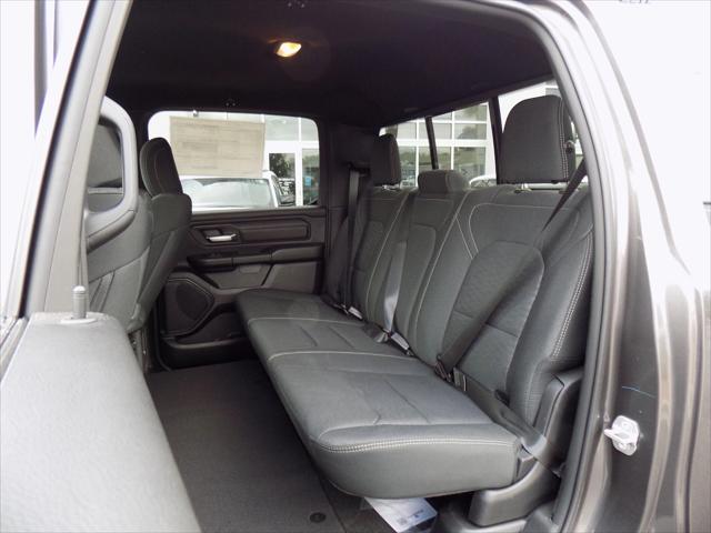 2026 Ram 1500 Express Crew Cab 4x4 5'7" Box